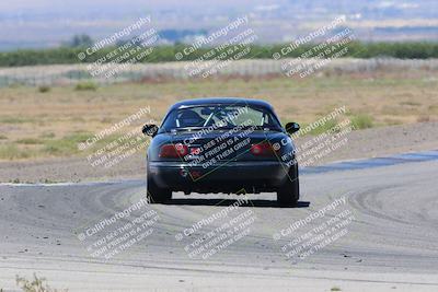 media/Jun-05-2022-CalClub SCCA (Sun) [[19e9bfb4bf]]/Group 1/Race/